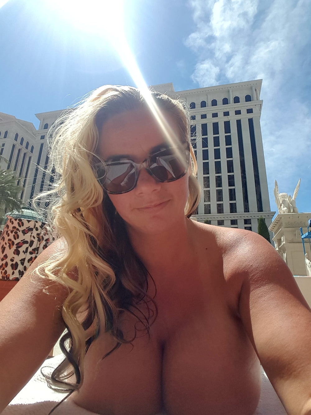 Hangin by the pool!